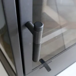 Thor View Panorama Kaminofen 8kW 3 Sichtscheiben -Viessmann Geschaft kratki thor view kaminofen panorama details3 1280x1280